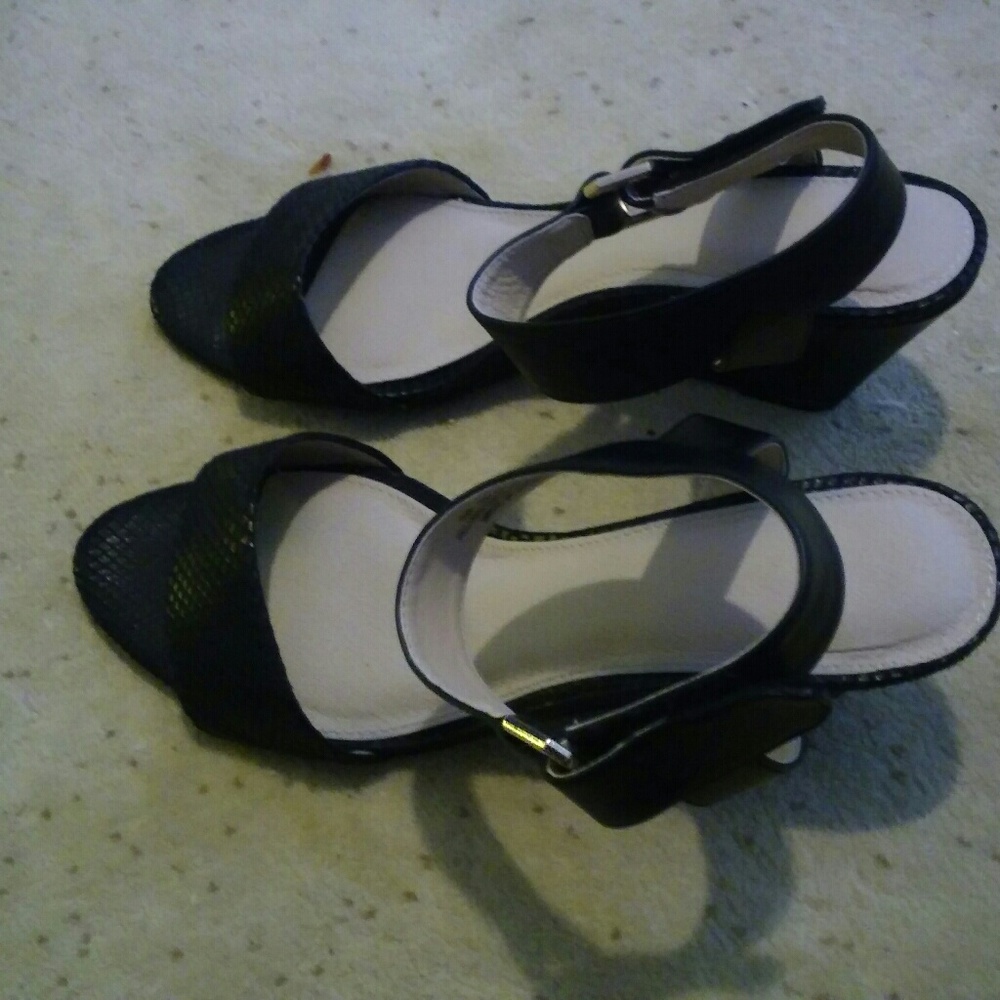 Shoes - Picture 3 of 5